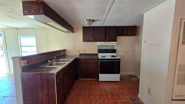 Building Photo - 4528 La Cienega Ln