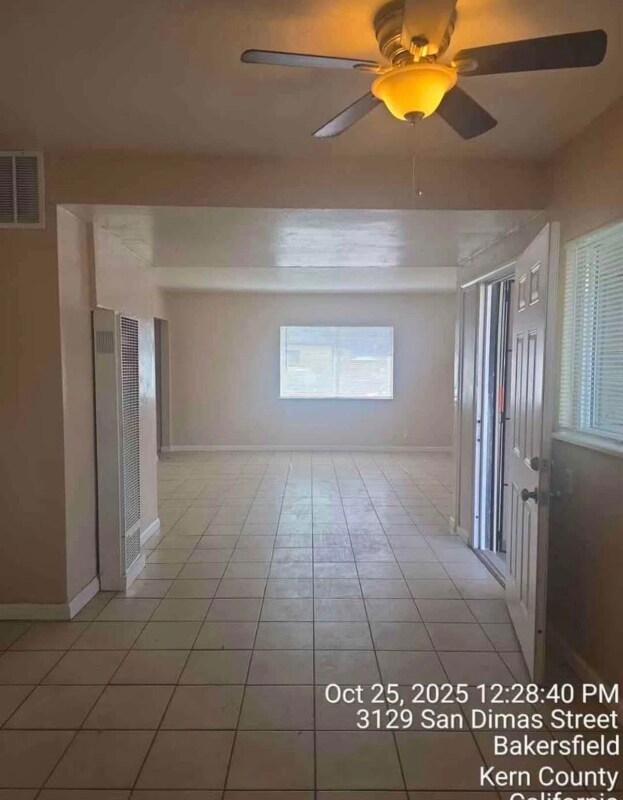 Building Photo - 3128 San Dimas St