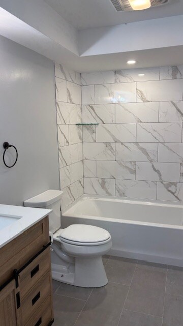 Building Photo - 709 Springbrook Cir