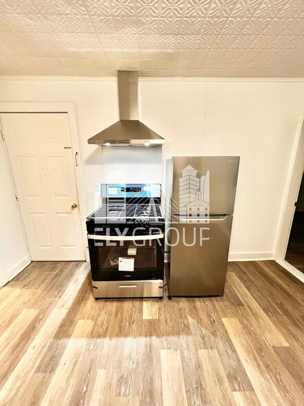 Building Photo - 9 Manchester St