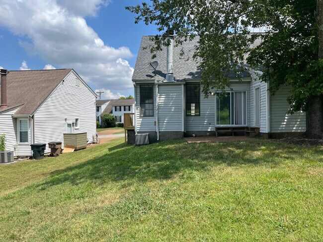 Building Photo - 1404 Bell Trace Dr