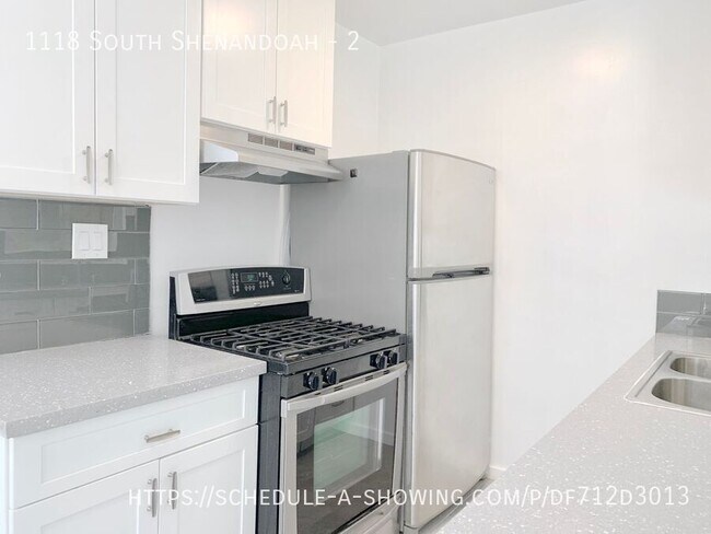 Building Photo - 1118 South Shenandoah-2