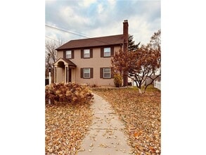 Building Photo - 115 E 58th St