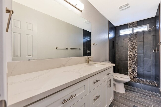 Building Photo - Remodeled home in amazing ASU neighborhood