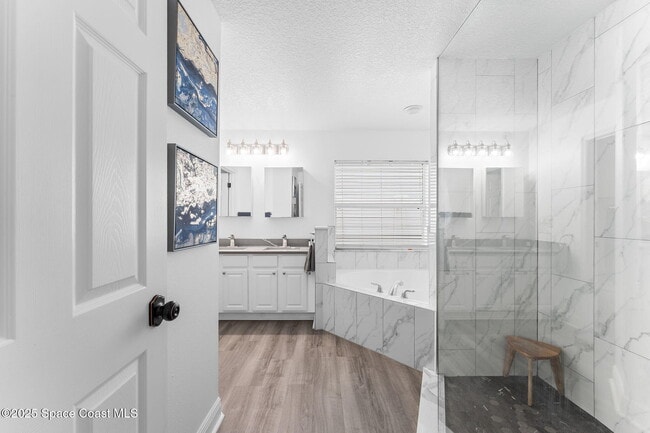 Building Photo - 301 Wishing Well Cir SW