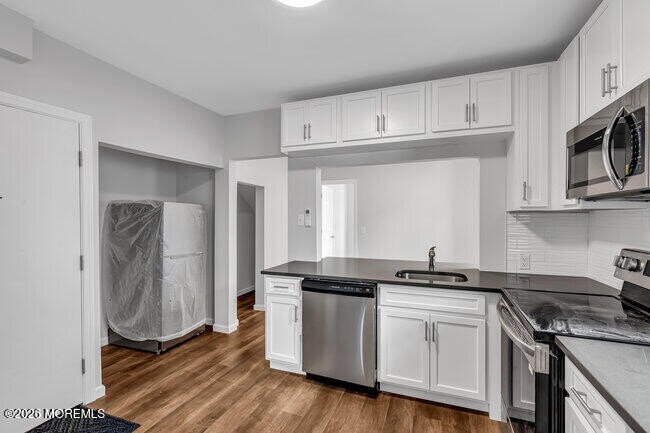 Building Photo - 22 Navesink Ave