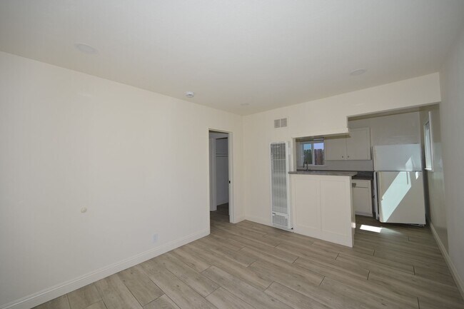 Building Photo - 4833-39 Del Monte Ave