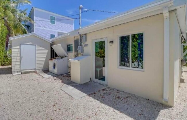 Building Photo - 11456 5th Avenue Ocean