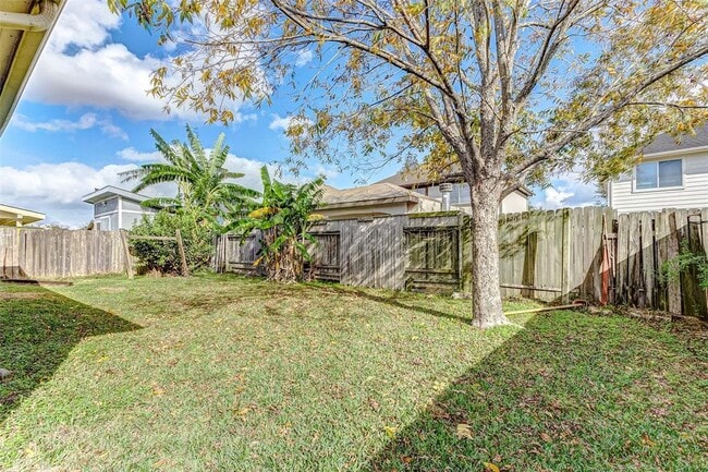 Building Photo - 13111 Windy Heath Ln