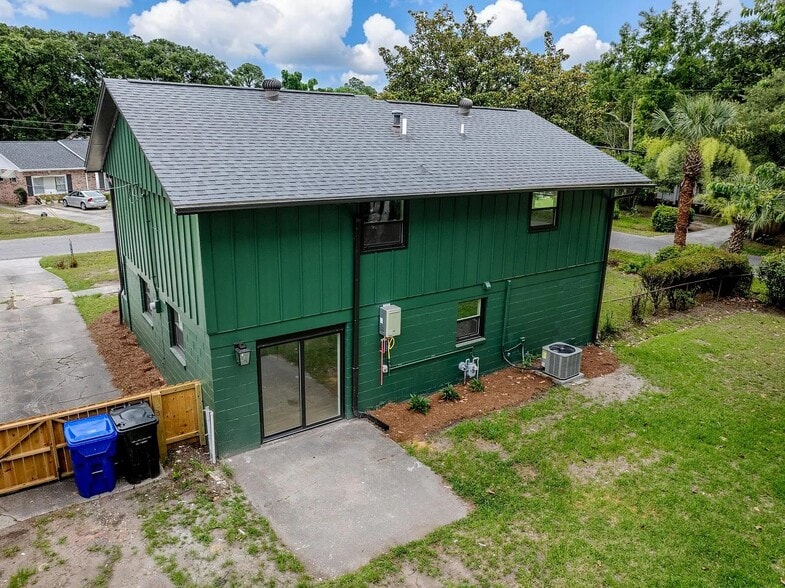 Building Photo - 1411 Westway Dr
