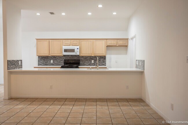 Kitchen Front - 25015 Lost Arrow