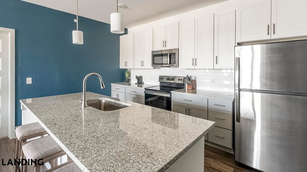 Building Photo - 100 Wildwood Ct