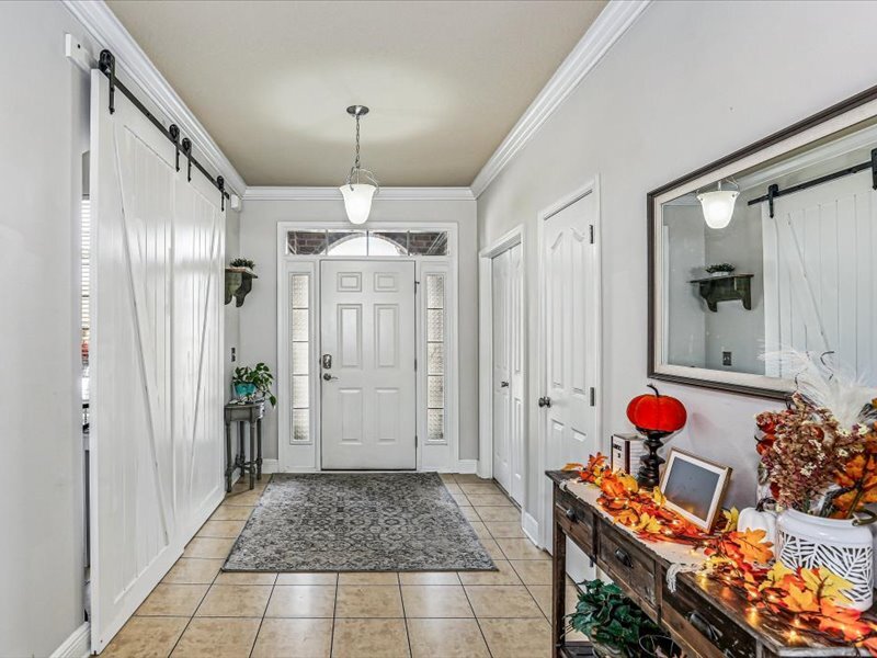 Building Photo - 405 Pendo Pl