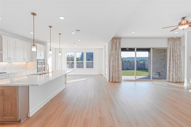 Building Photo - 2924 Zuni Pass