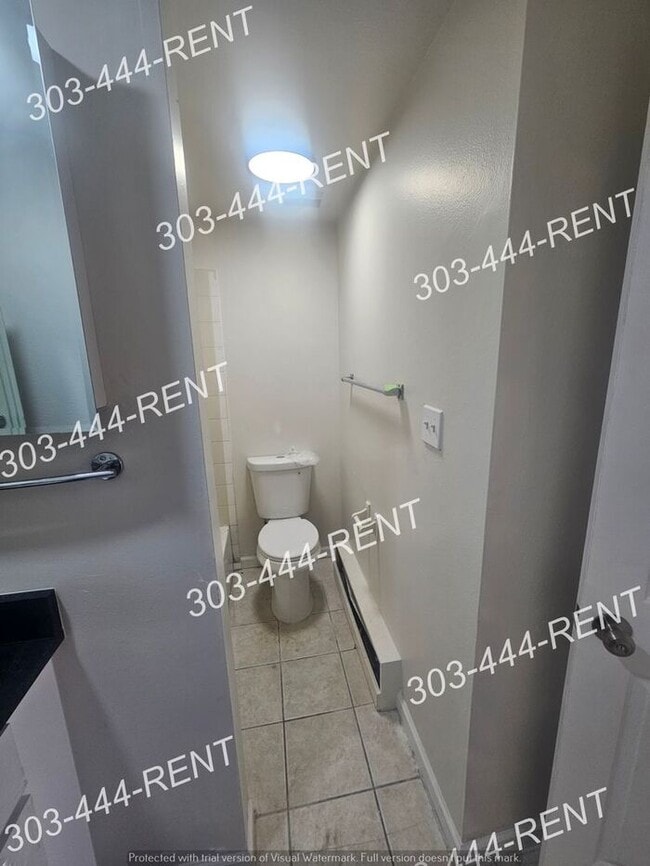 Building Photo - Affordable, comfortable, and conveniently located home in Denver