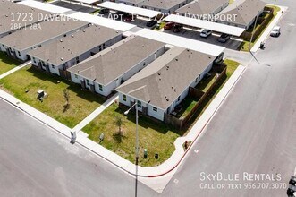 Building Photo - 1723 Davenport St