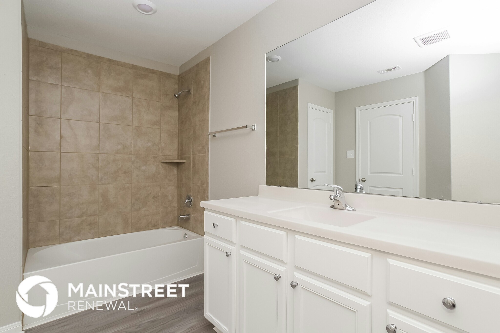 Building Photo - 27084 Leonardo Dr