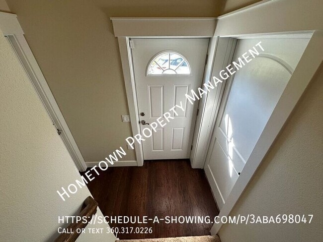 Building Photo - 4047 Legacy Dr NE