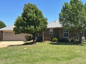 Building Photo - 6144 Cielo Ter