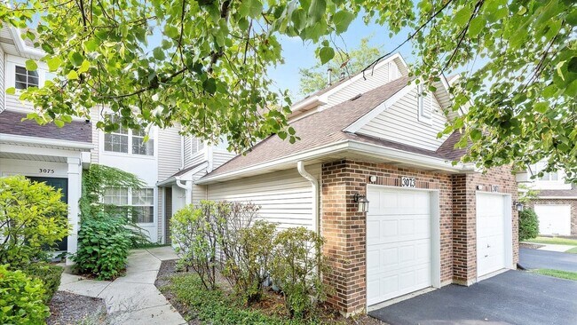 Building Photo - 3073 Kentshire Cir