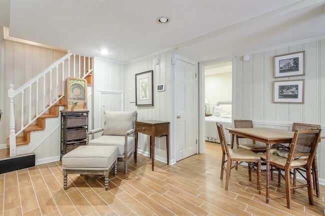 Building Photo - 42 Pine Lake Dr NW