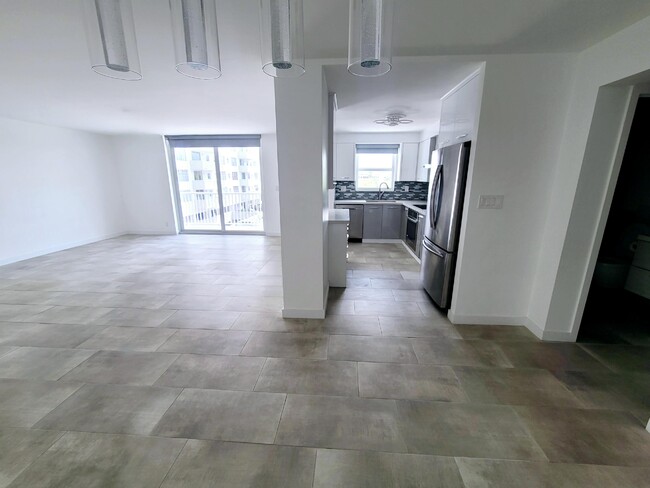 Building Photo - 137 Golden Isles Dr