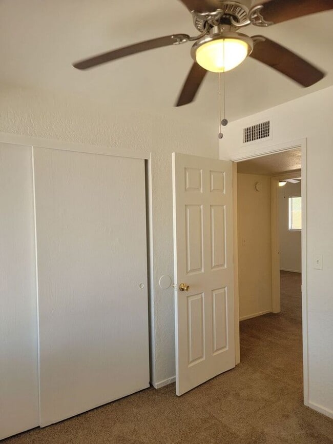 Building Photo - 3702 S Avenida De Las Palmas