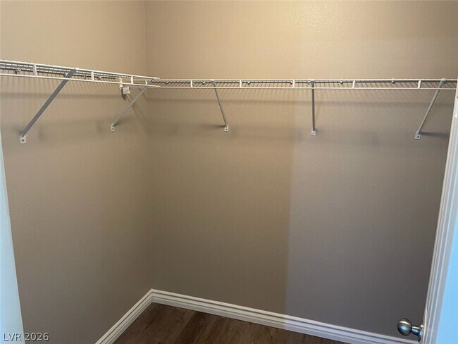 Building Photo - 951 Cantabria Heights Ave