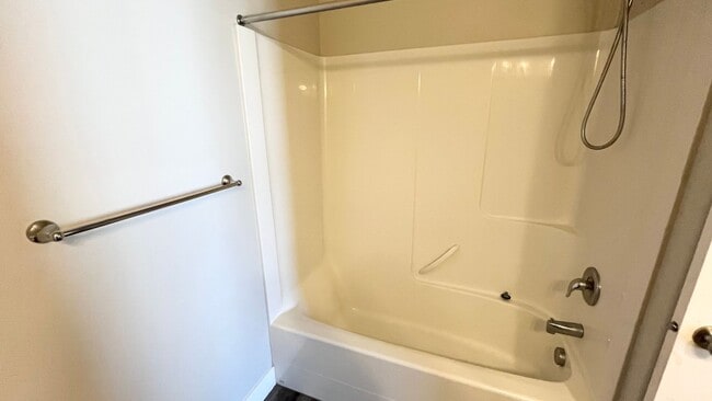 Building Photo - 3 Bed/2 Bathroom home in Herriman