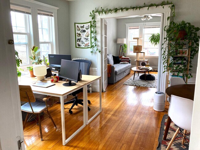 Building Photo - 50 Boylston St