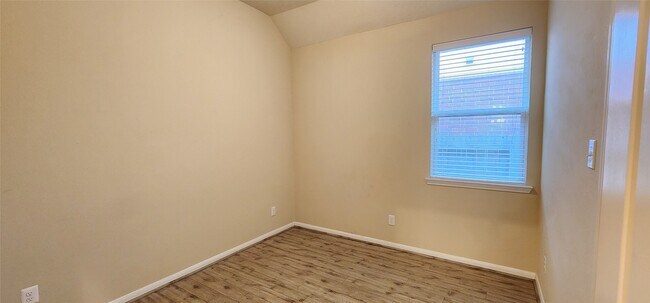 Building Photo - 24502 Carlton Springs Ln