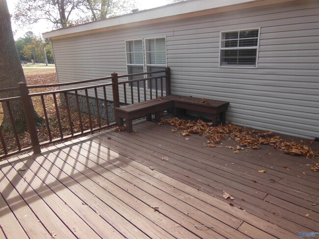Building Photo - 411 Paint Rock Rd