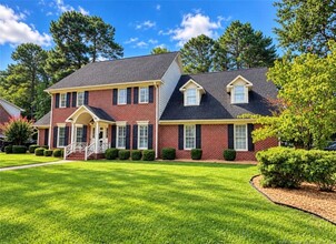 Building Photo - 3525 Prestwick Dr
