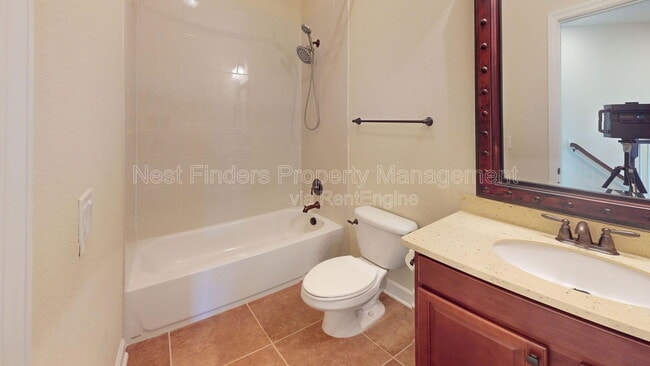 Building Photo - 463 Oxford Estates Way