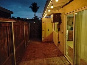 Building Photo - 16315 Rochlen St