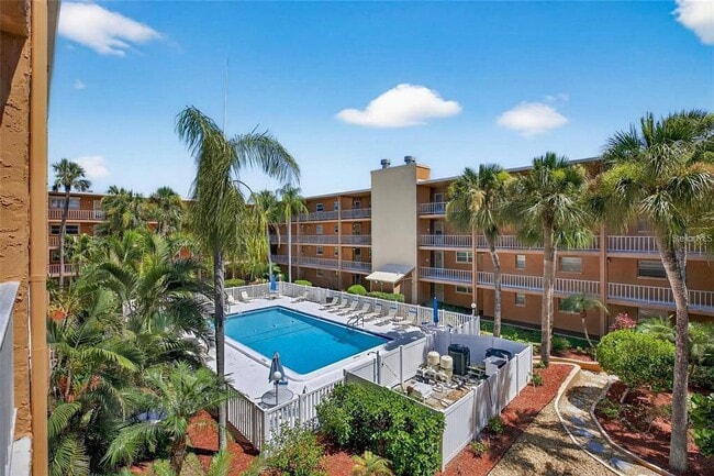 Building Photo - 12760 Indian Rocks Rd