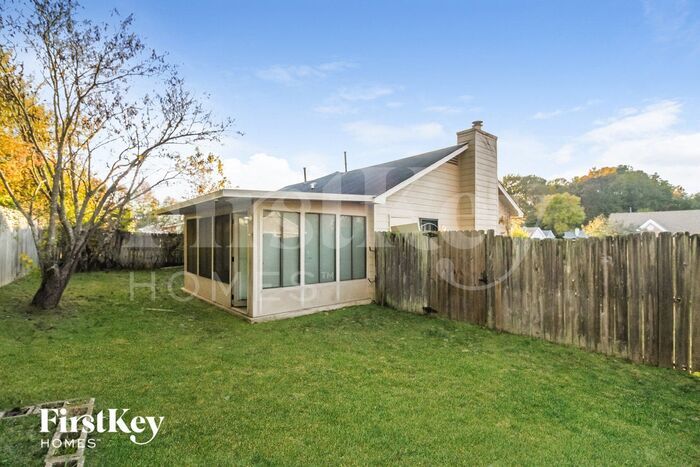 Building Photo - 4308 Rosswood Dr