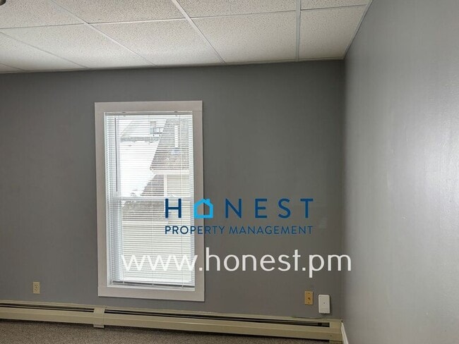 Building Photo - 47 James St