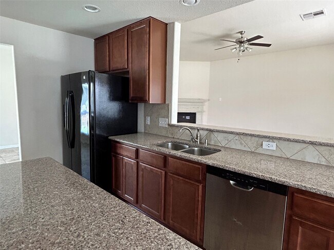 Building Photo - 3207 Tall Sycamore Trail