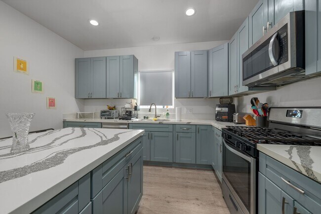 Building Photo - 5156 Brockbank Pl