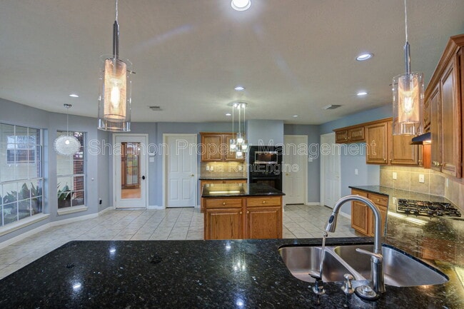 Building Photo - 3403 Kerr Ln