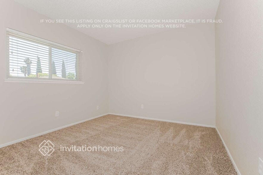 Building Photo - 1100 Canary Ct