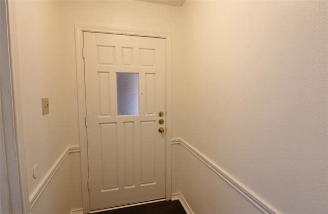 Building Photo - 1234 Mockingbird Ln