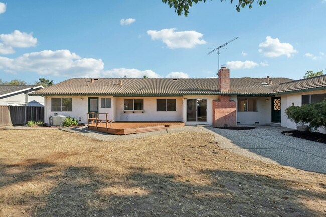 Building Photo - 20373 Glasgow Dr