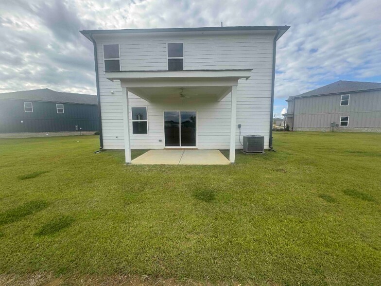 Building Photo - 133 Rolling Mdw Wy