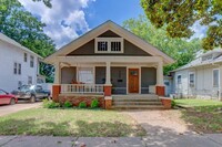 Building Photo - Remodeled Historic 3 Bedroom in The Heights!