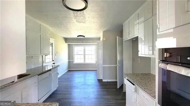 Building Photo - 4153 Wellington Hills Dr