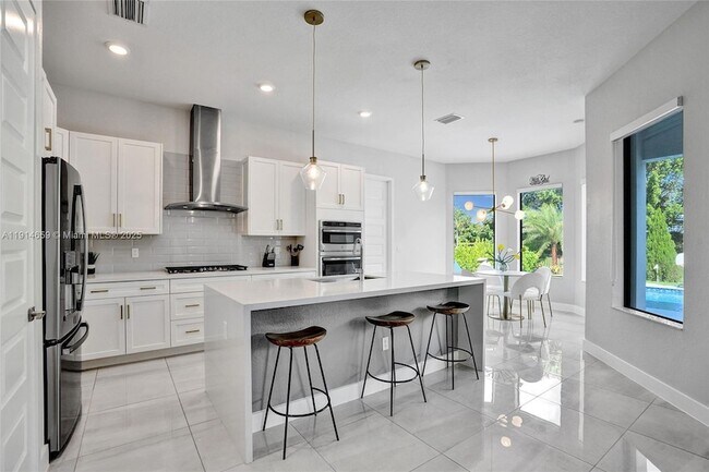 Building Photo - 10795 Oceano Wy