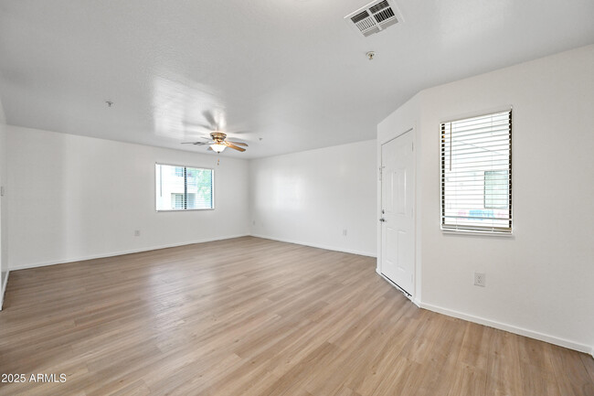 Building Photo - 3065 N 67th Ave