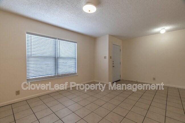 Building Photo - 1045 Stone Trail